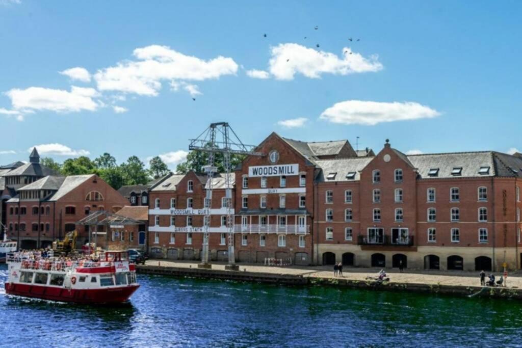 The Riverside At Woodsmill Quay With Parking 约克 外观 照片