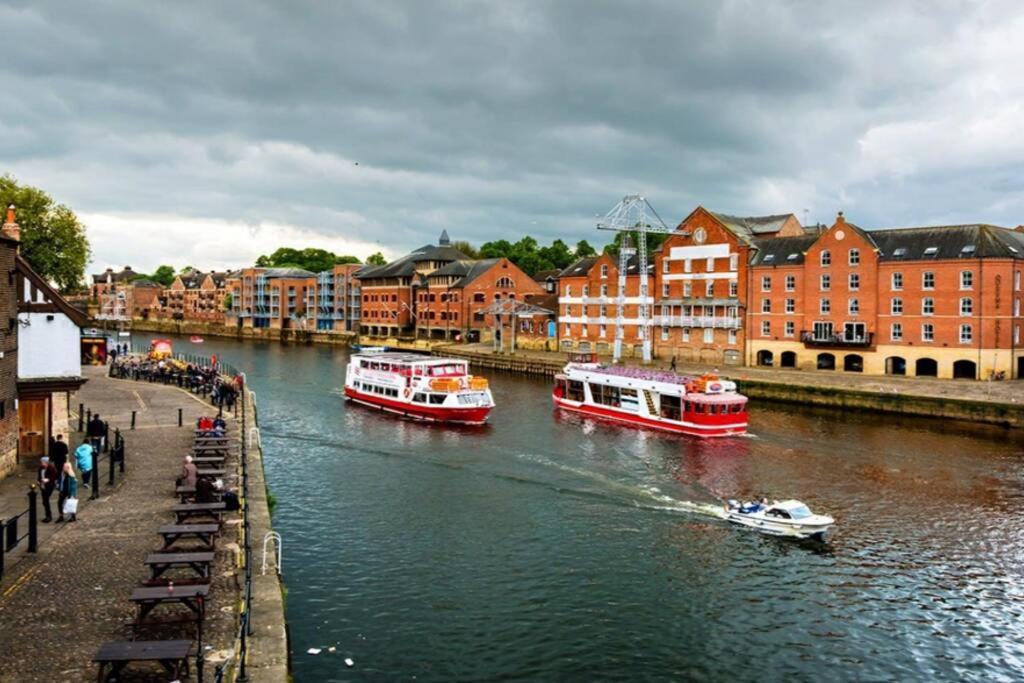 The Riverside At Woodsmill Quay With Parking 约克 外观 照片